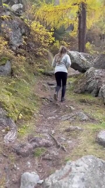 Couldn’t resist a drop on this magical hike ☺️