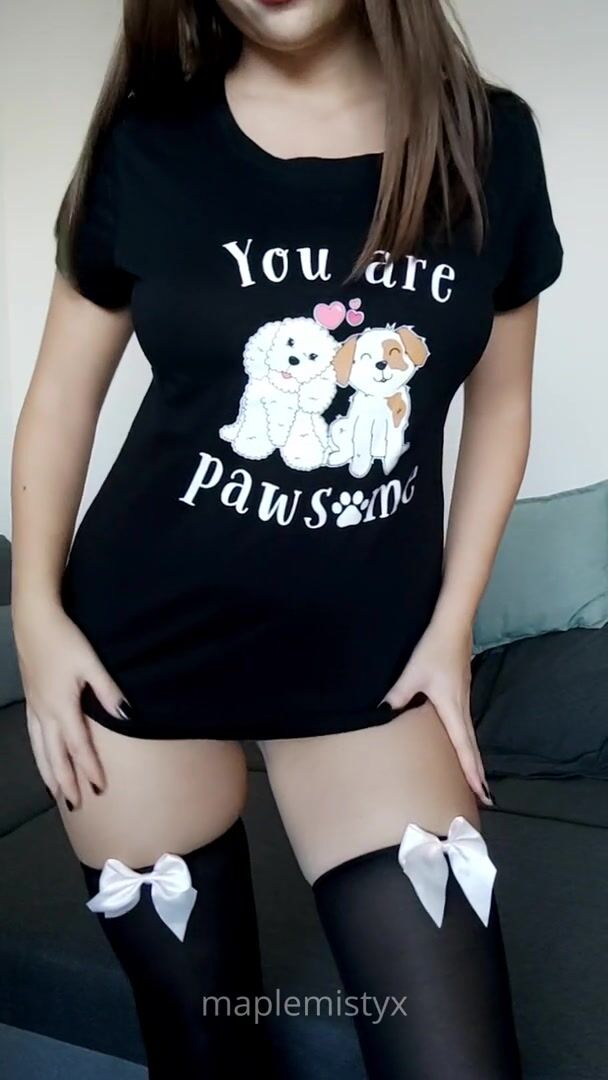 Would you play with my perky 2003 titties? ☺️