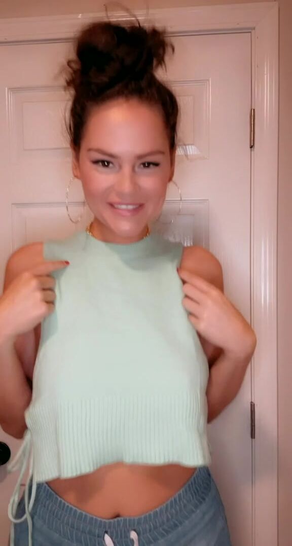 Tiny tit drop ;)