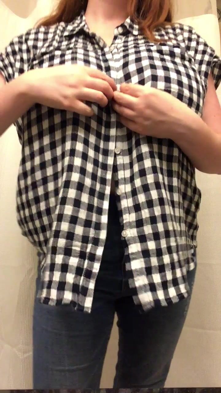 The fantastic redpersephone revealing her boobs
