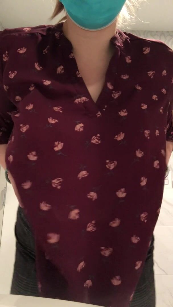 Let’s celebrate flash Friday with a quickie in the bathroom