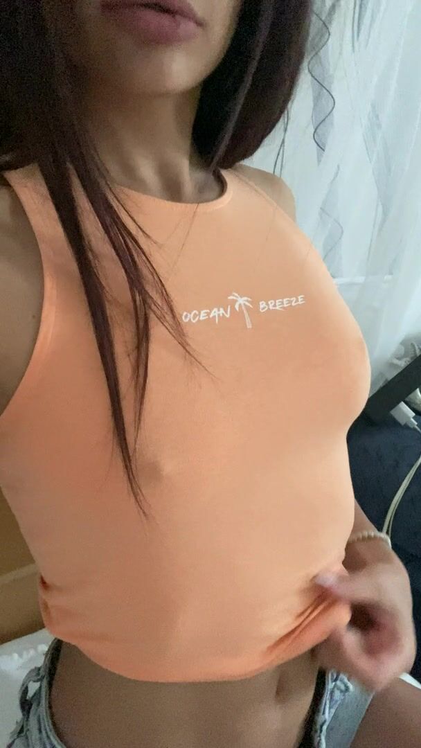 I’ll make myself cum if a couple of you like my tits ... reveal