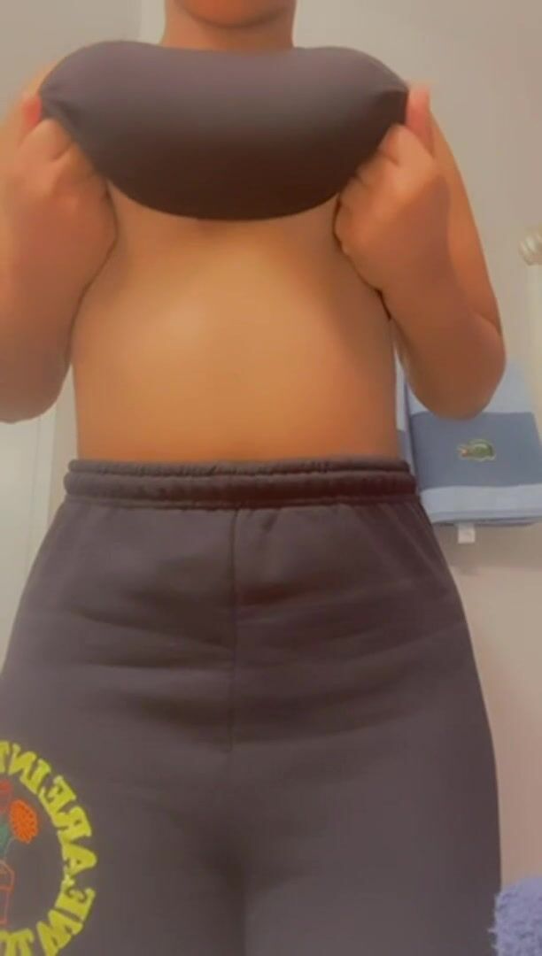 Hope I can make your Monday even better by adding some chocolate titties to your tl