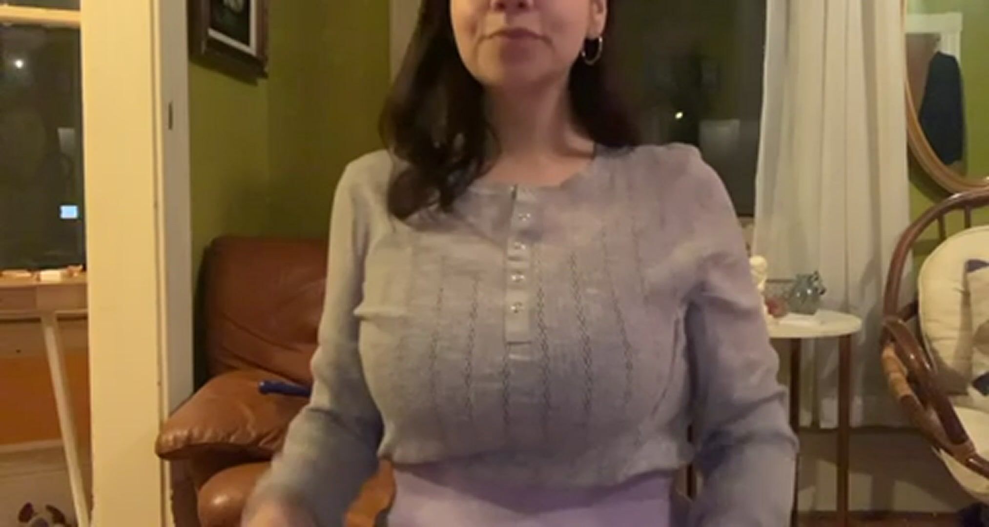 I’d drop them right into your mouth if you let me ????