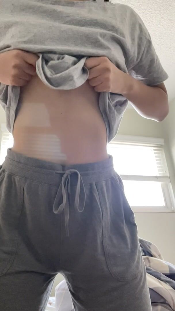 Hope small but perky titty drops get some love here too