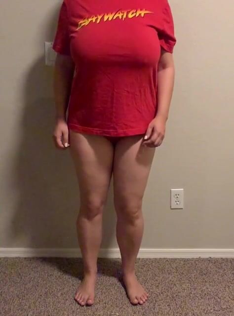Slow mo/bouncy titty drop