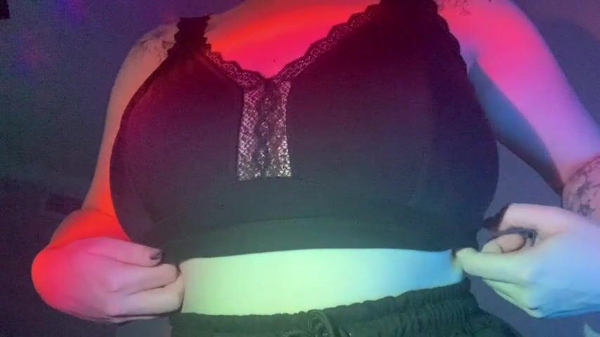 Colorful tiddies ❤️