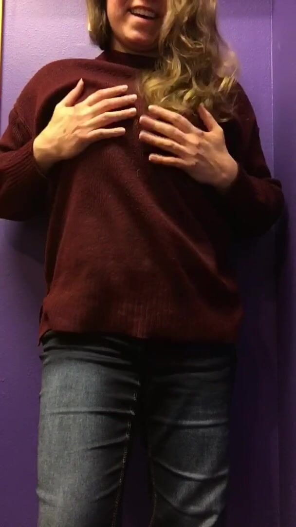 Noticed they were extra jiggly for Titty Tuesday today! ????????????