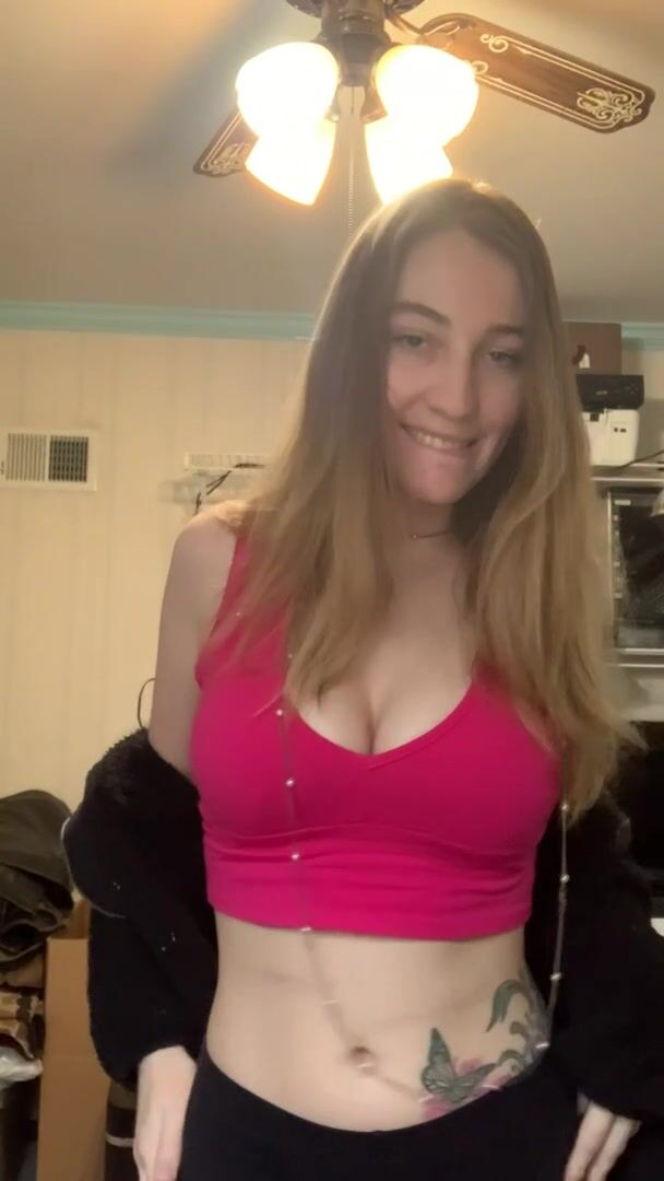 I love cleavage and boobies
