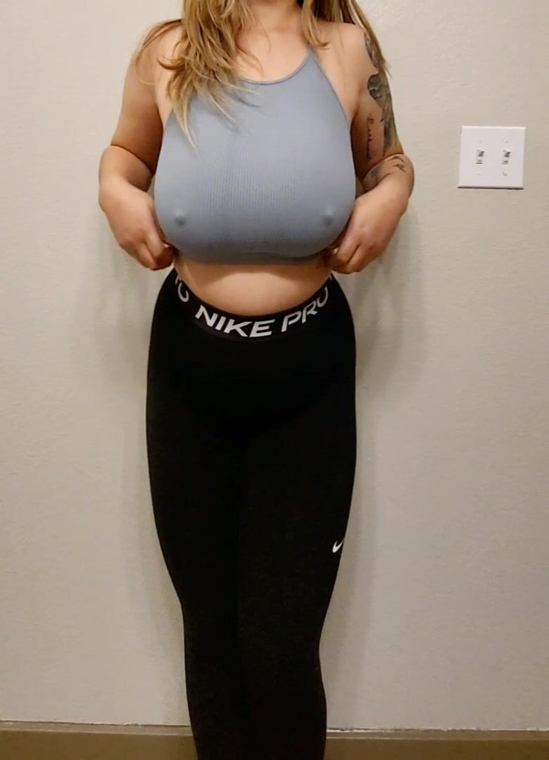 A quick drop to distract you from your workout lol hope it works ????