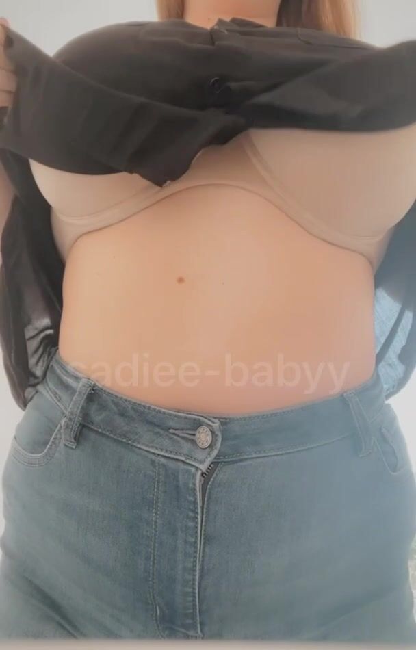 a quick drop of my heavy tits