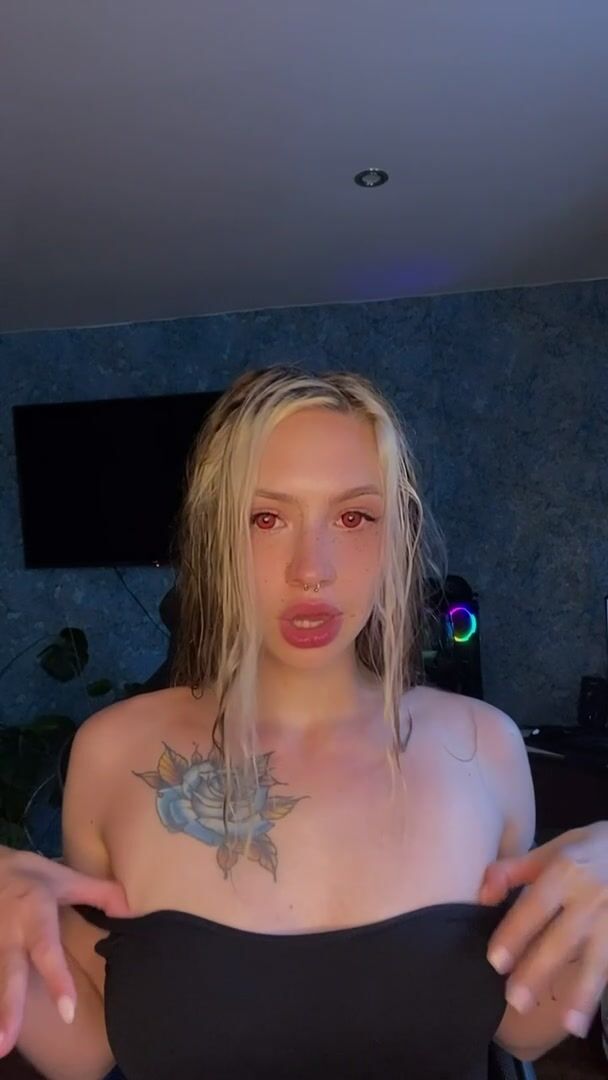Vampire titty drop