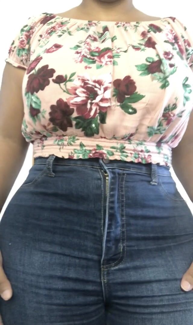 A chocolate pair of titties for u. Do you like this drop?