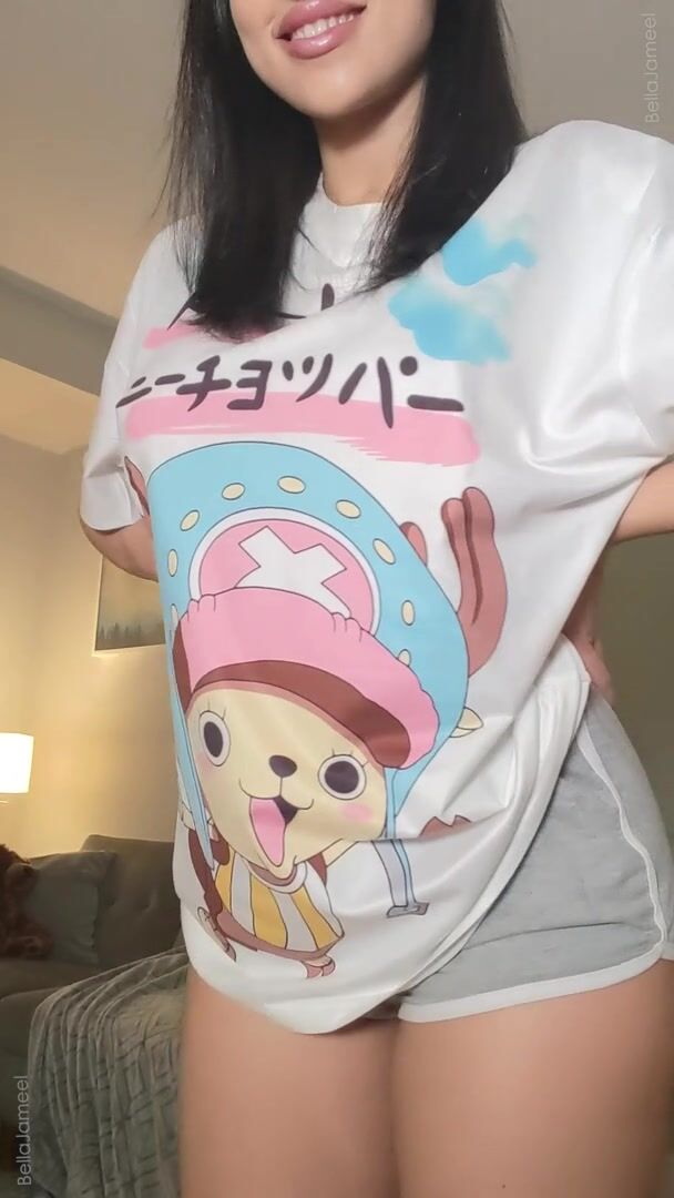 34DDs 5-feet tall ????