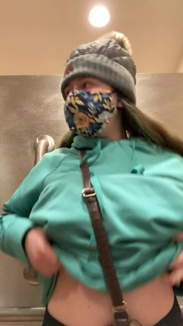 Just a casual drop while out shopping ????