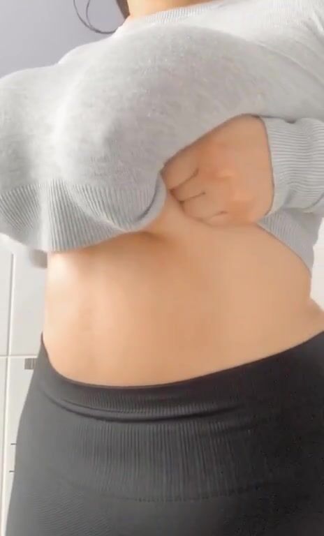 “OC” titty drop of the day