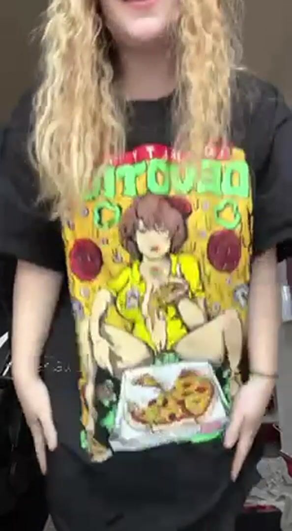 Wanna cum on my naturals? ;)