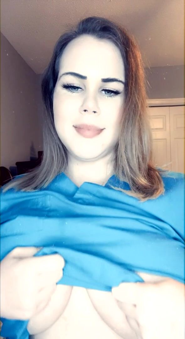 Just a reveal of whats under my scrubs