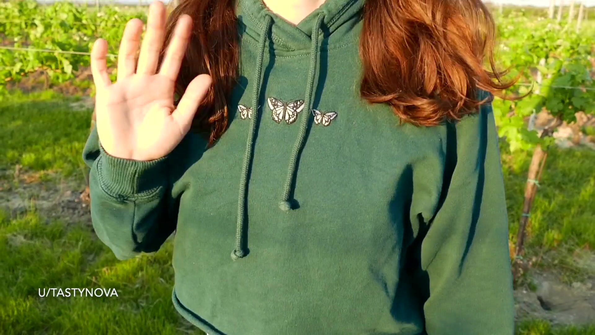 Wanna fuck me in the vineyard during sunset?
