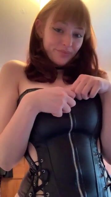 Hi first post here can a goth girl suprise you?