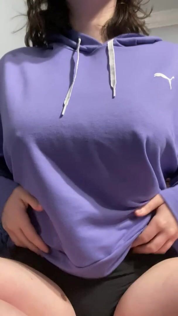 Late night titty drop!