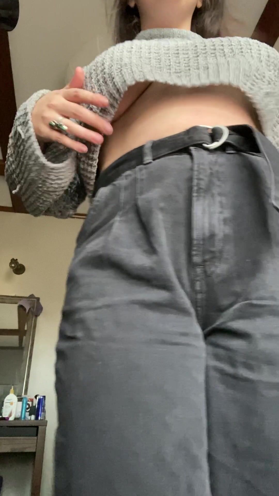 I can barely keep these in my sweater ????