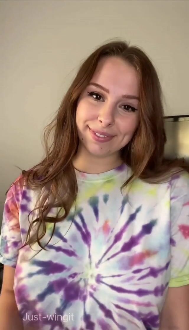 HEY YOU! look at my tits!