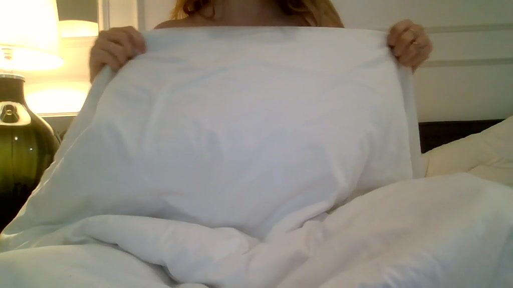 Wanna wake up next to my surprising you with a duvet drop?