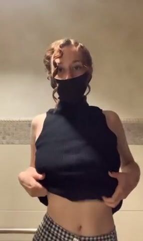 Do u think my coworkers want to see my jiggly tits?
