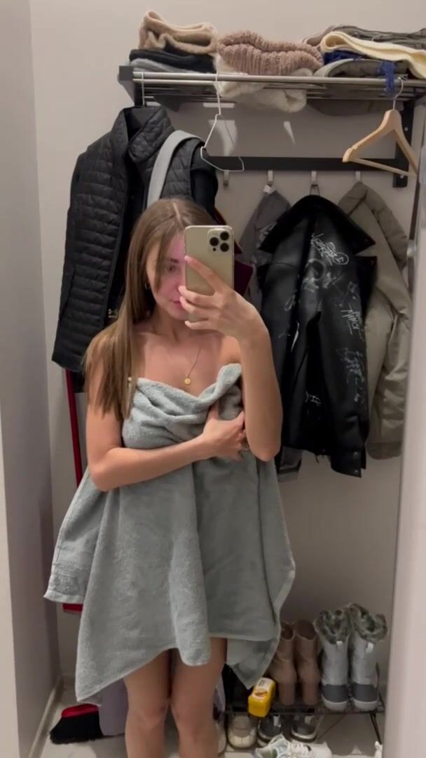 loving showing you my body after shower