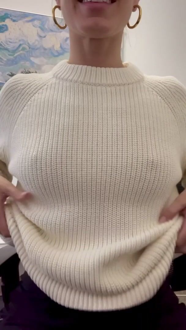 Was bored at work today so I dropped my titties for you!