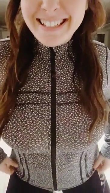 Just dropping by to ask if you’d smash or pass with this Canadian? ????????