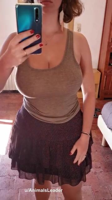 I need someone to hold the camera so that I can use both my hands on my boobs :p