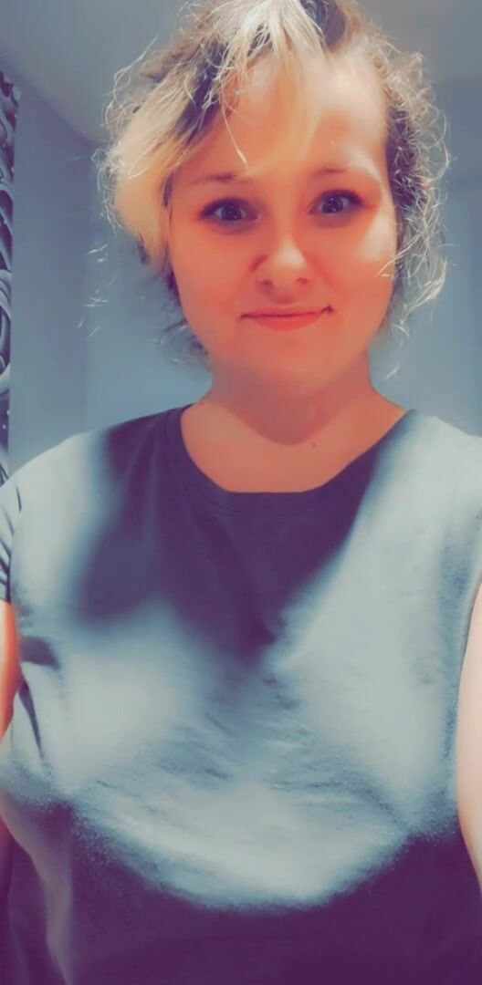 First titty drop ever ????