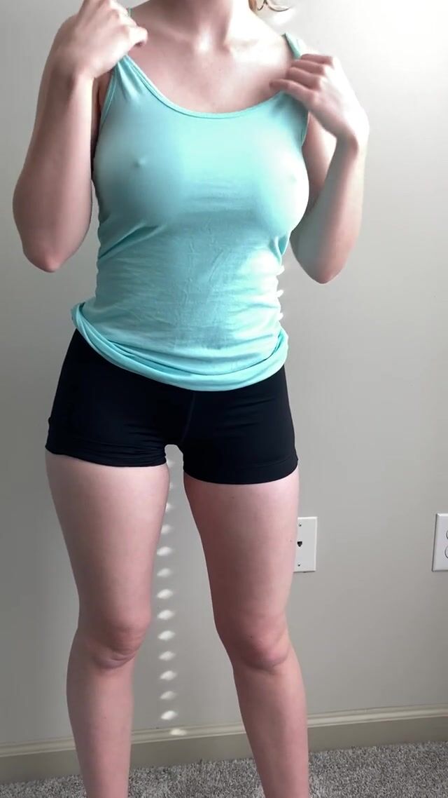 Happy Friday! Here's a post workout drop ;)