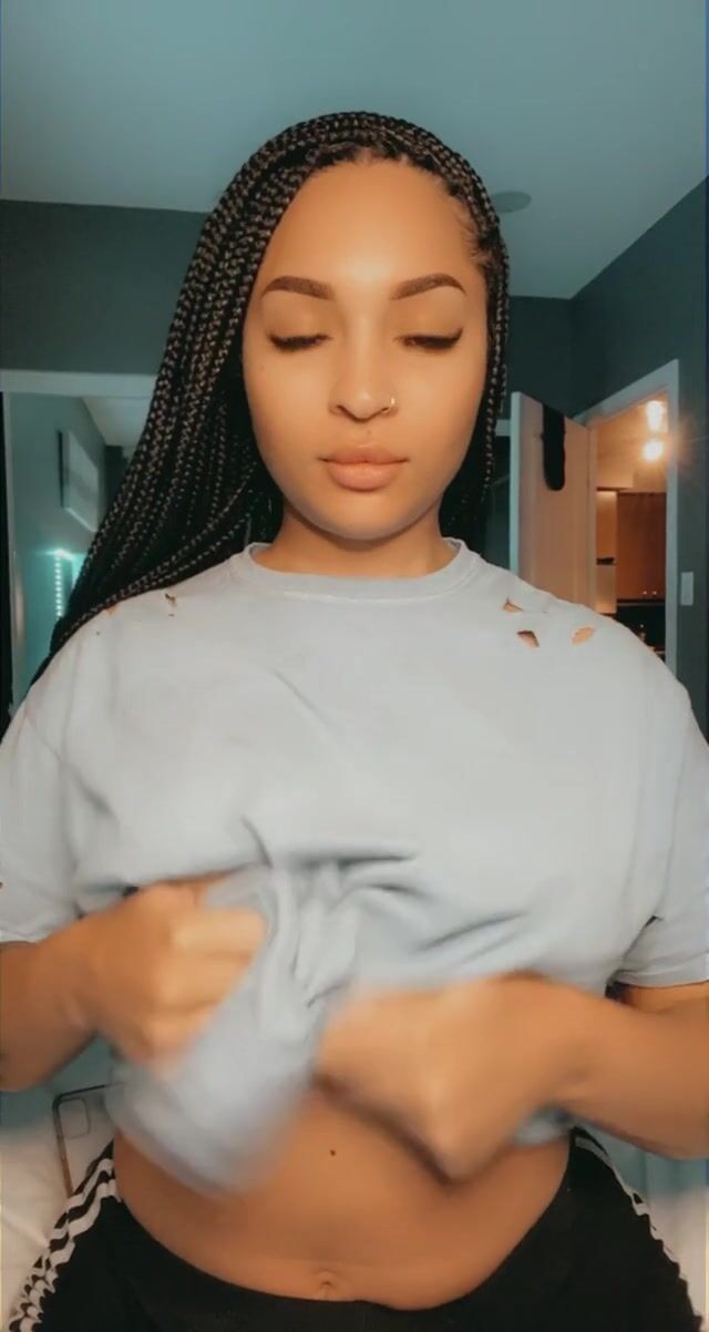 Dropping big titties off